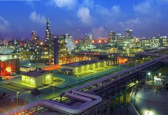 Illuminated petrochemical processing facility